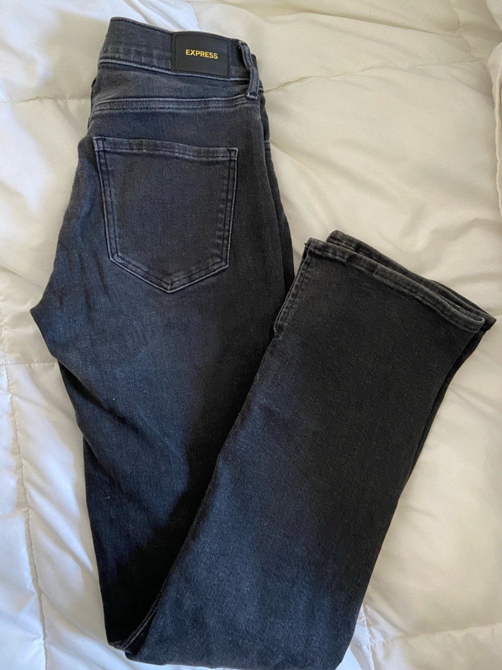 Express Women’s Skinny Jeans in Black